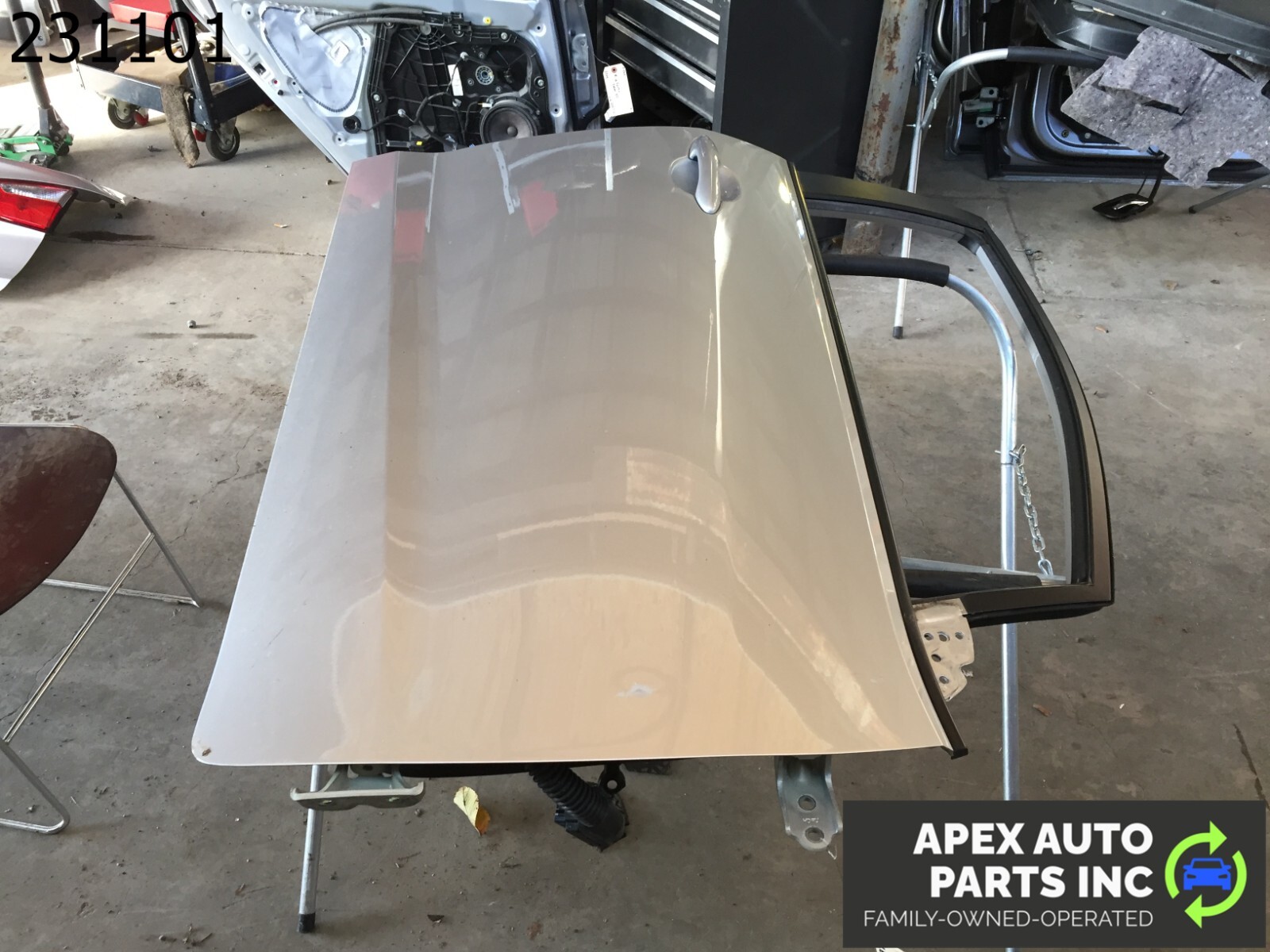 OEM 2014 Kia Forte SEDAN & HATCHBACK LEFT SIDE FRONT DOOR SHELL - Image 4