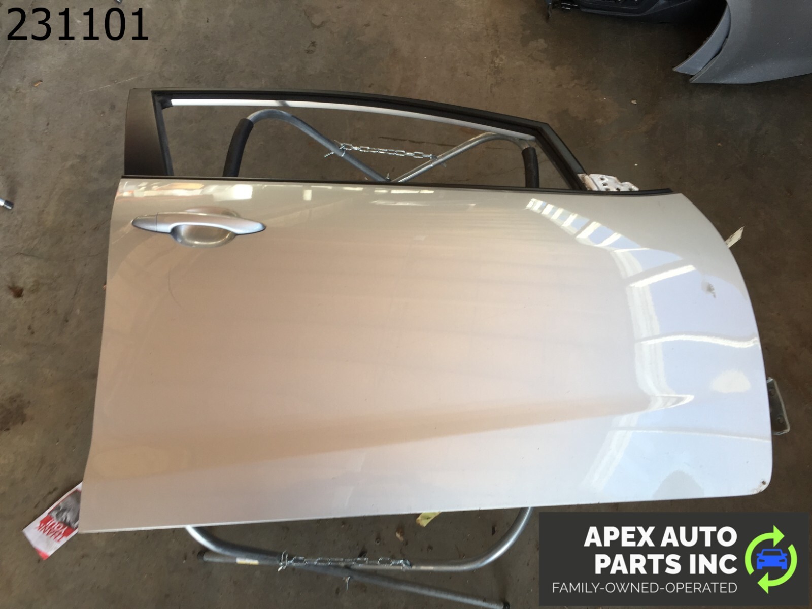 OEM 2014 Kia Forte SEDAN & HATCHBACK LEFT SIDE FRONT DOOR SHELL