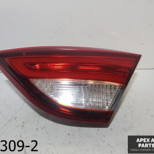 OEM 2015-2017 Chrysler 200 2.4L PASSENGER RIGHT SIDE INNER TAIL LIGHT LAMP MOPAR