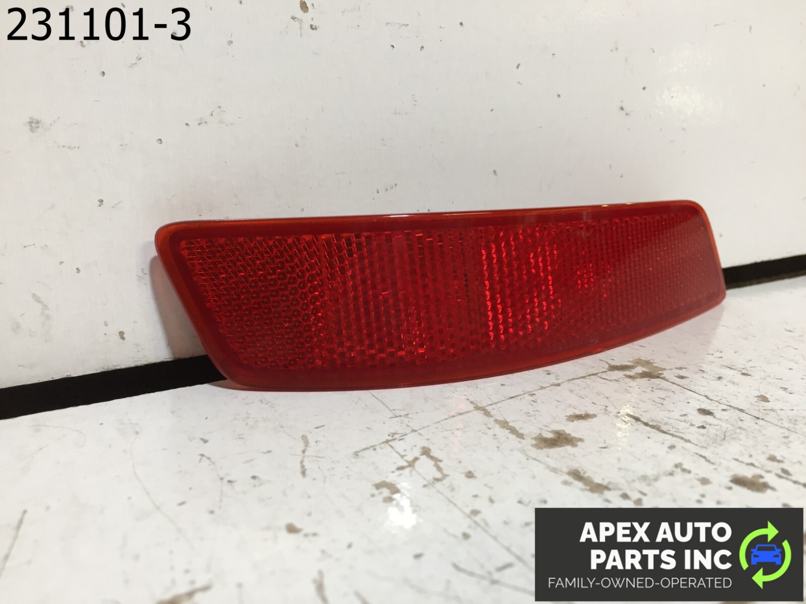 OEM 2015 Lexus ES350 Rear Right Passenger Side Marker Reflector - Image 3
