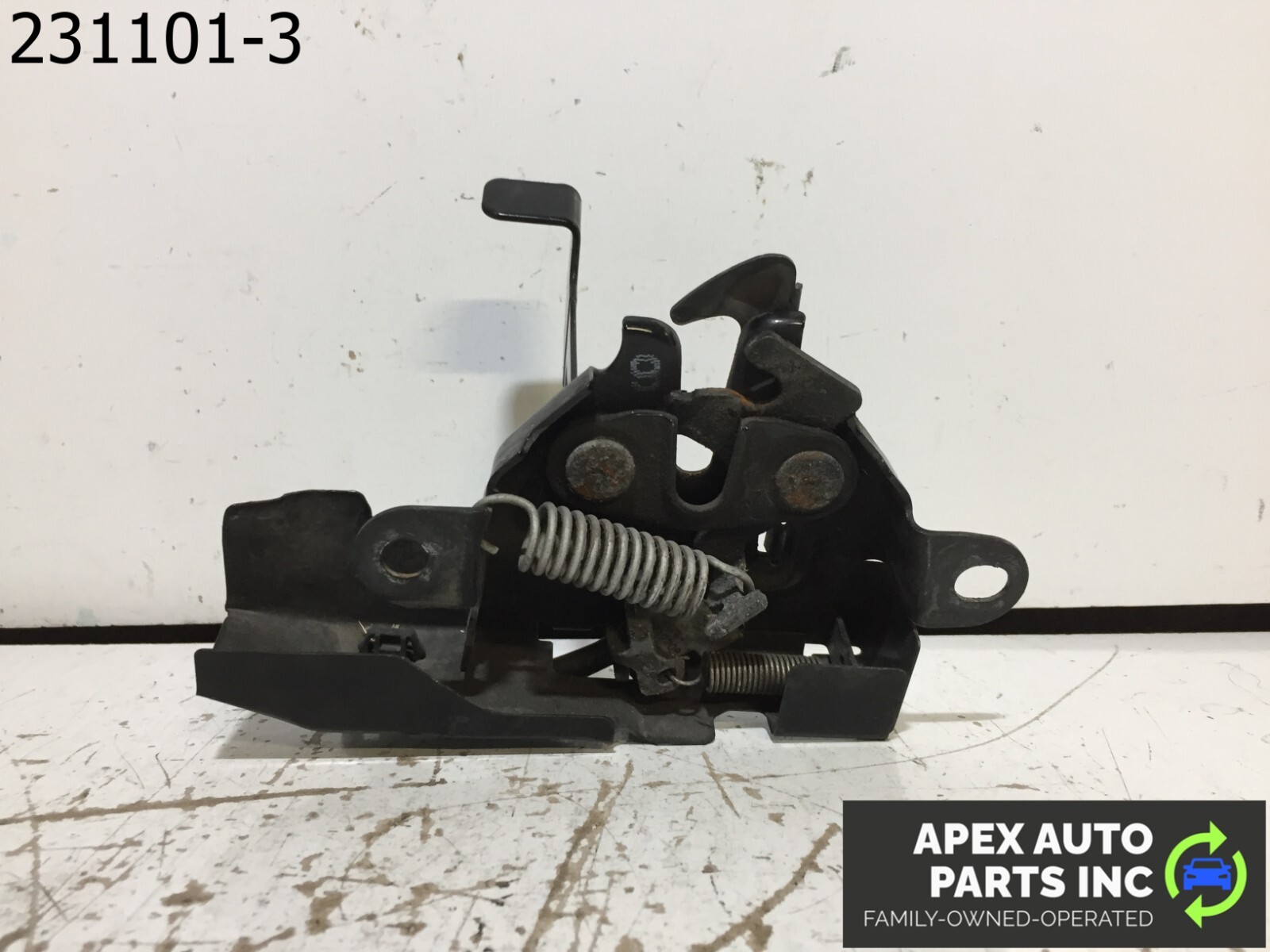 OEM 2015 Lexus ES350 Sedan 4-Door Front Hood Latch Lock Unit 53510-33400 - Image 5