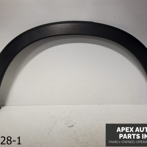OEM 2016-2018 Honda HRV HR-V 1.8L Right Passenger Fender Flare Trim