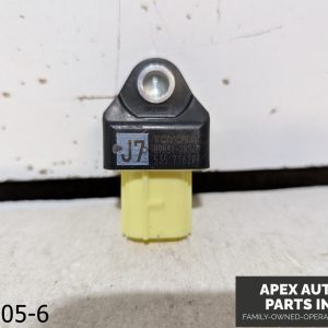 OEM 2016-2022 Toyota Prius 1.8L REAR RH or LH Crash Impact Sensor 89831-28040