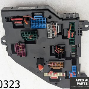 OEM 2016 BMW 528i xDrive 2.0L Fuse Box Relay Block