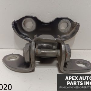 OEM 2016 Toyota Yaris Hatchback 1.5L FRONT DOOR HINGE