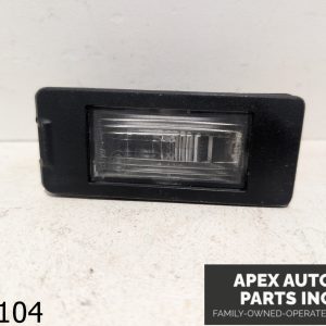 OEM 2017 Chevrolet Malibu 1.5L License Plate Light Lamp Assembly