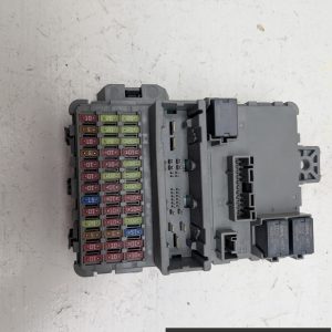 OEM 2017 Honda CR-V CRV 2.4L Interior Cabin Fuse Box Relay Module