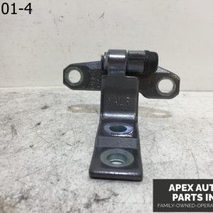 OEM 2020 Infiniti Q50 RH-Rear Door Hinge