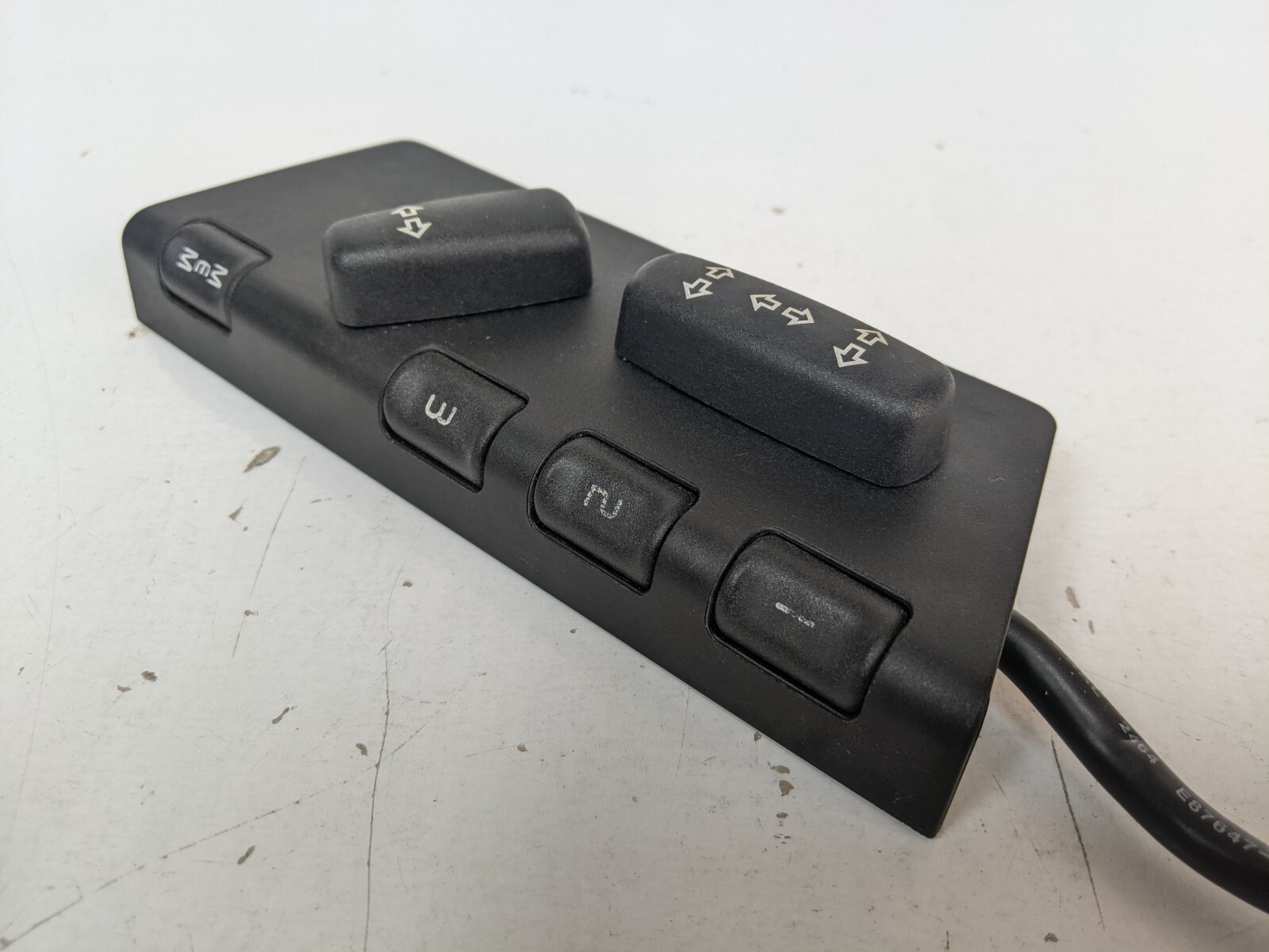 OEM 93-97 Volvo 850 Driver Left Front Seat Switch 42480005 3525088 - Image 4