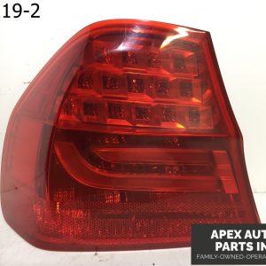 OEM BMW 328i 2009 DRIVER SIDE QUARTER MTD TAIL LIGHT
