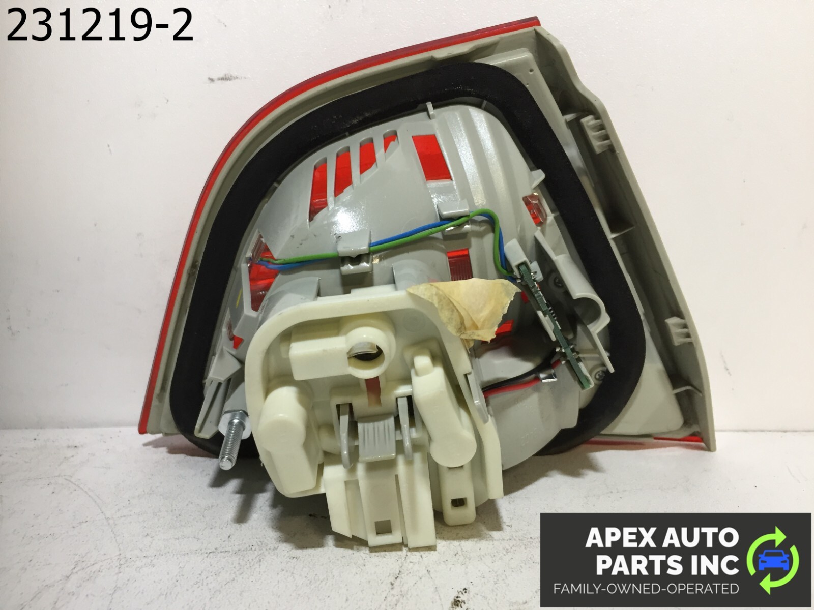 OEM BMW 328i 2009 Rear Right Passenger Side Inner Trunk Lid Tail Light - Image 5