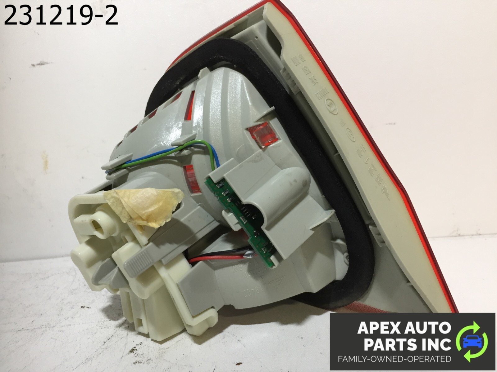 OEM BMW 328i 2009 Rear Right Passenger Side Inner Trunk Lid Tail Light - Image 7