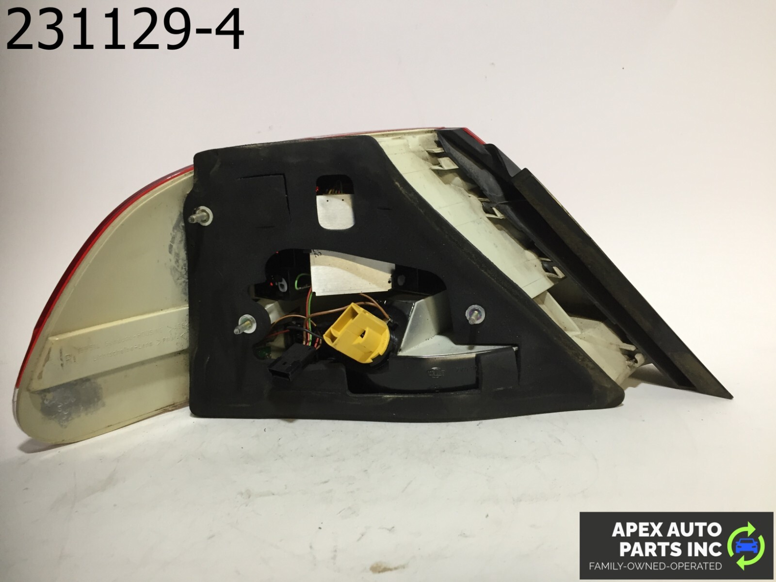 OEM BMW 745Li 2003 RIGHT DRIVER SIDE TAIL LIGHT - Image 5