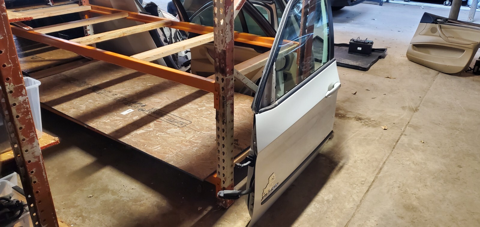 OEM BMW X5 E70 07-13 FRONT LEFT DRIVER SIDE DOOR SHELL WHITE - Image 4