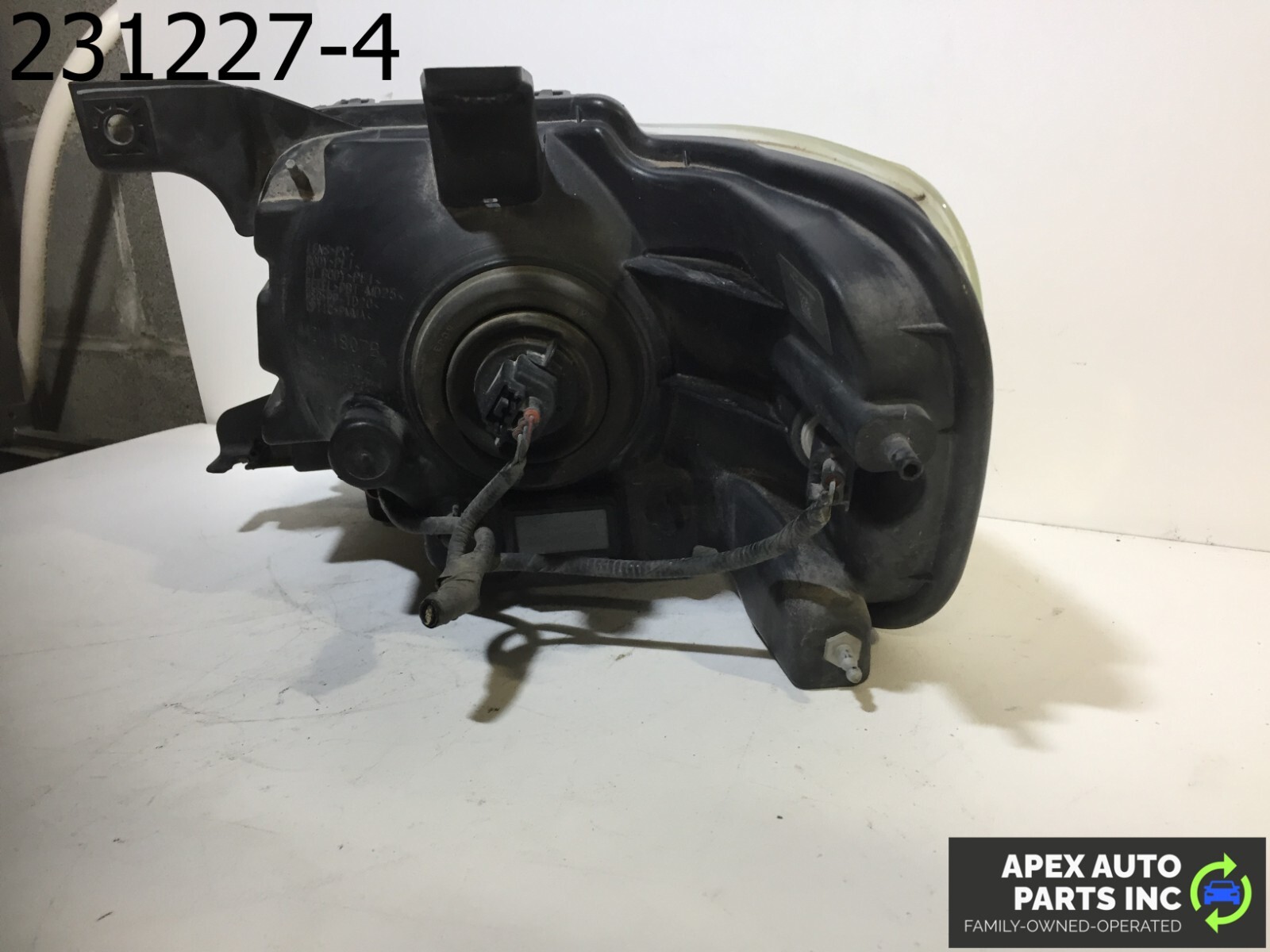 OEM Ford Explorer 2009 Head Light Headlight J04B05001 - Image 6