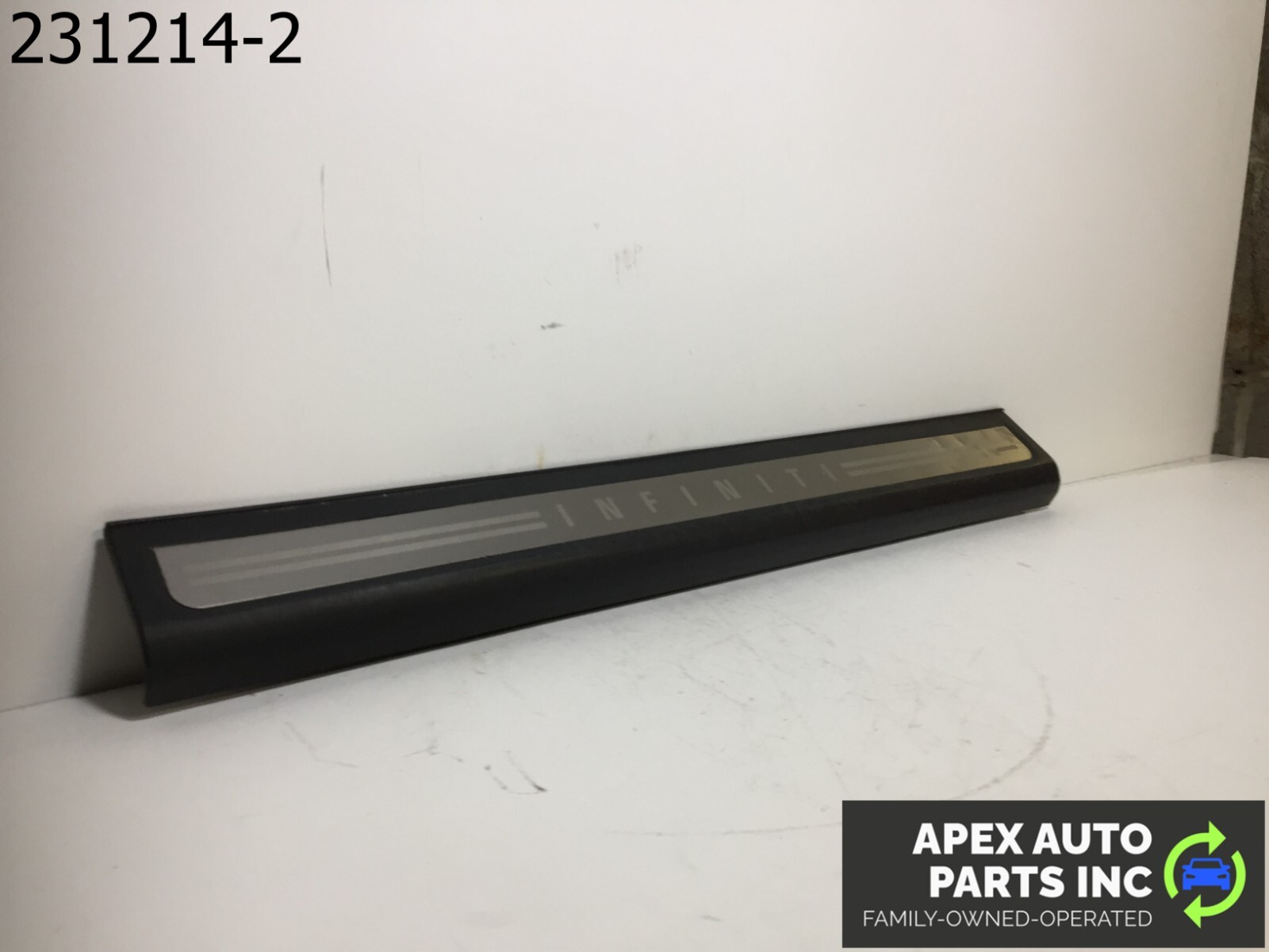 OEM Infiniti G35 2004 PASSENGER FRONT KICK PLATE 769B0JK600 - Image 3