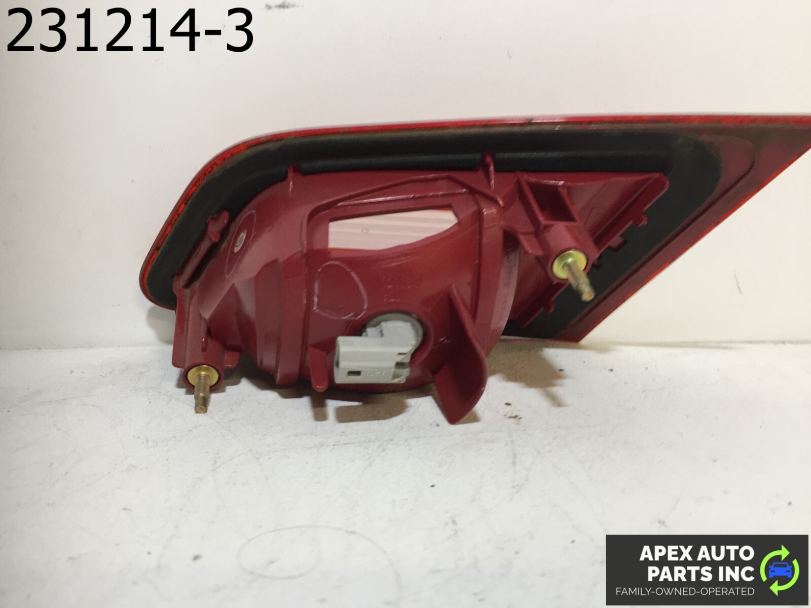 OEM Infiniti G35 2004 REAR LEFT DRIVER LID TAILLIGHT TAIL LAMP - Image 5