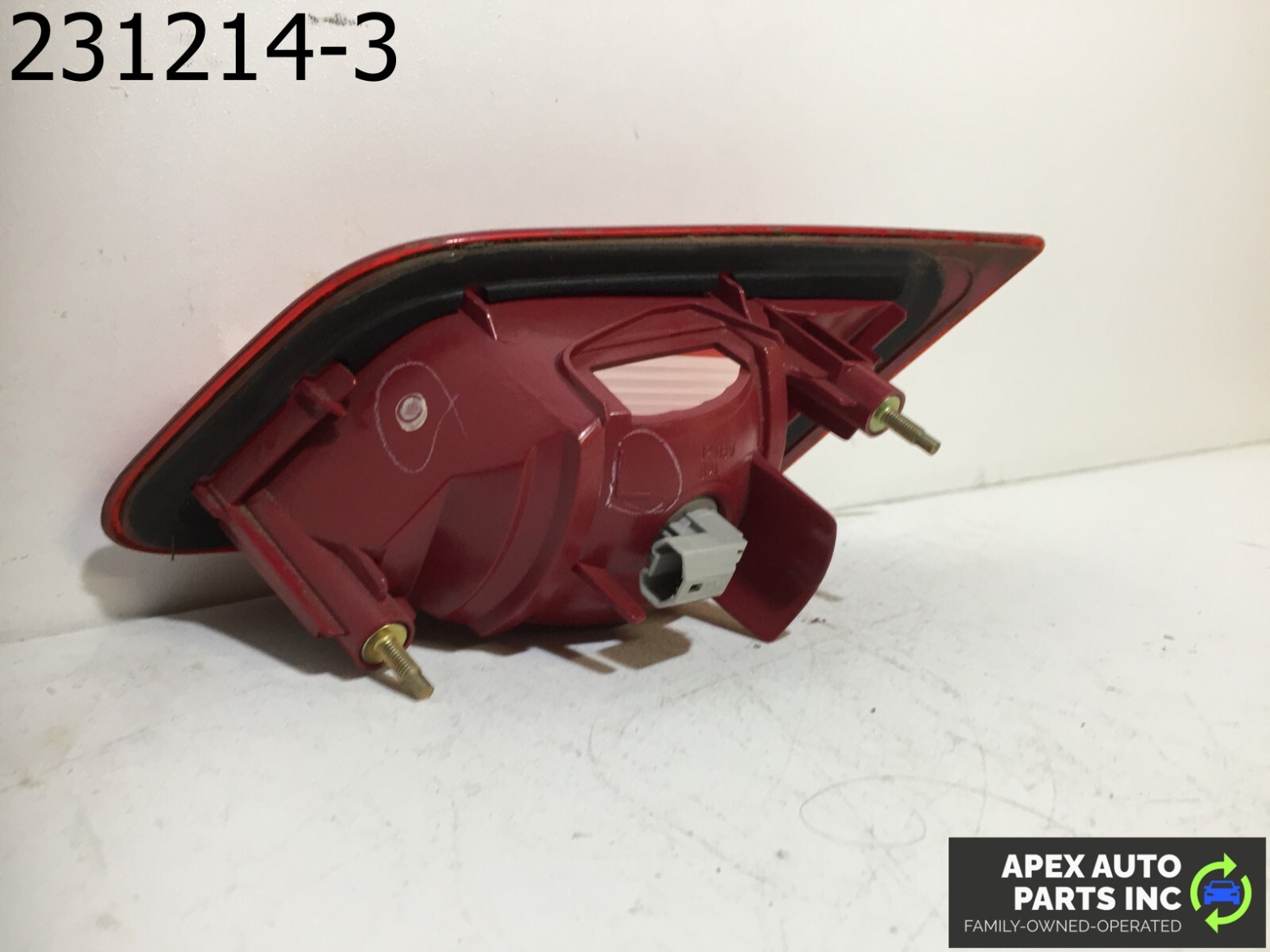 OEM Infiniti G35 2004 REAR LEFT DRIVER LID TAILLIGHT TAIL LAMP - Image 6