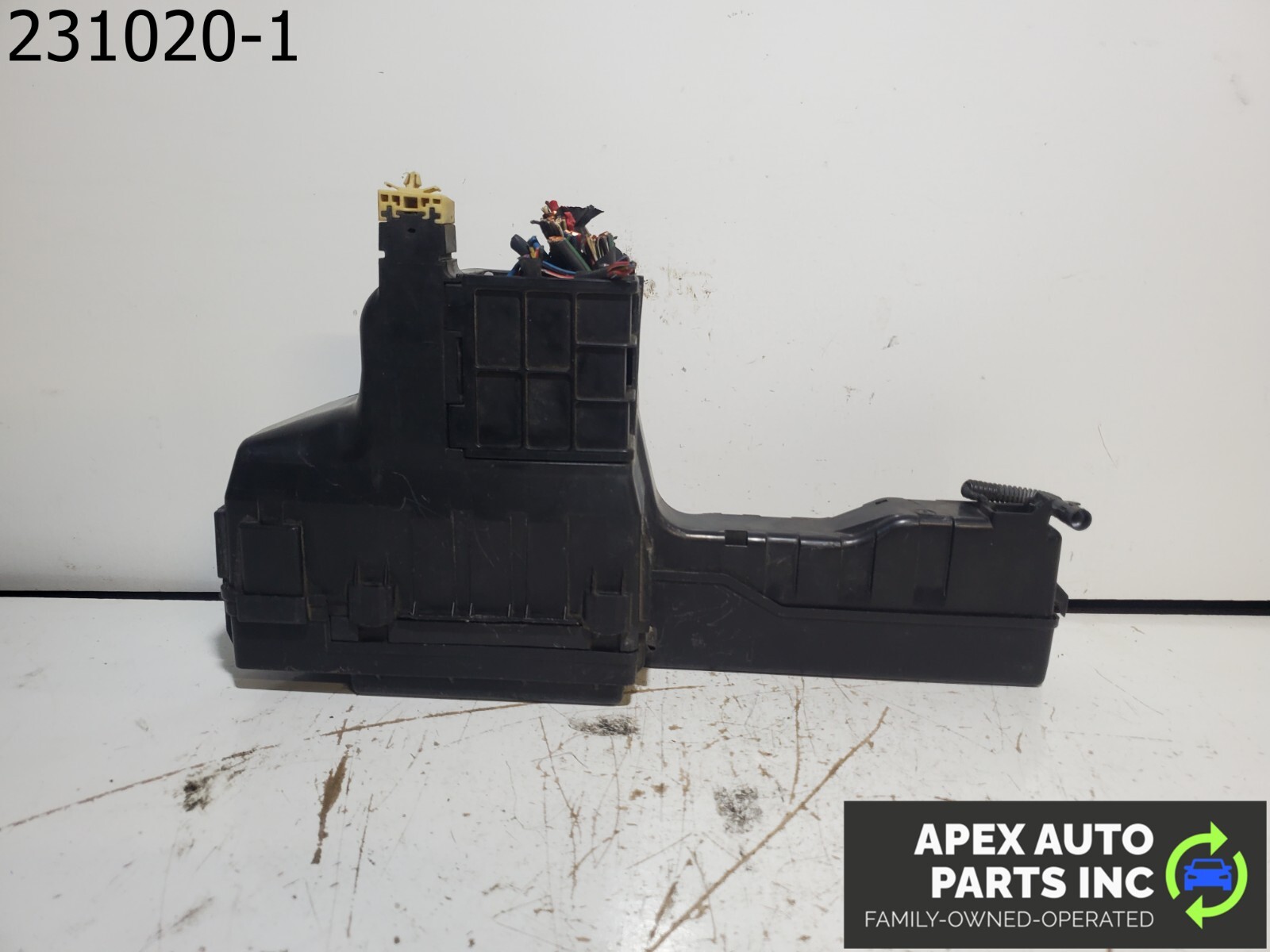 OEM Lexus ES300 2000 Fuse Box Engine Bay