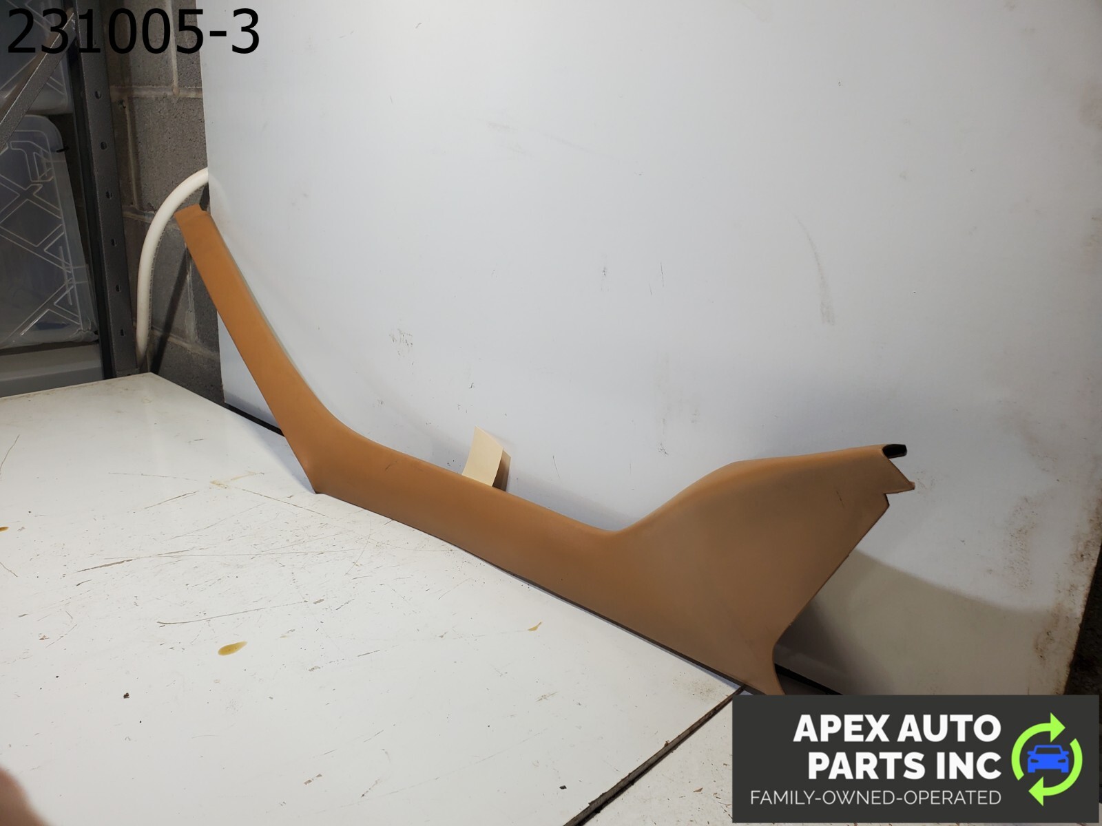 OEM Pontiac Fiero 1985 upper driver door trim - Image 4