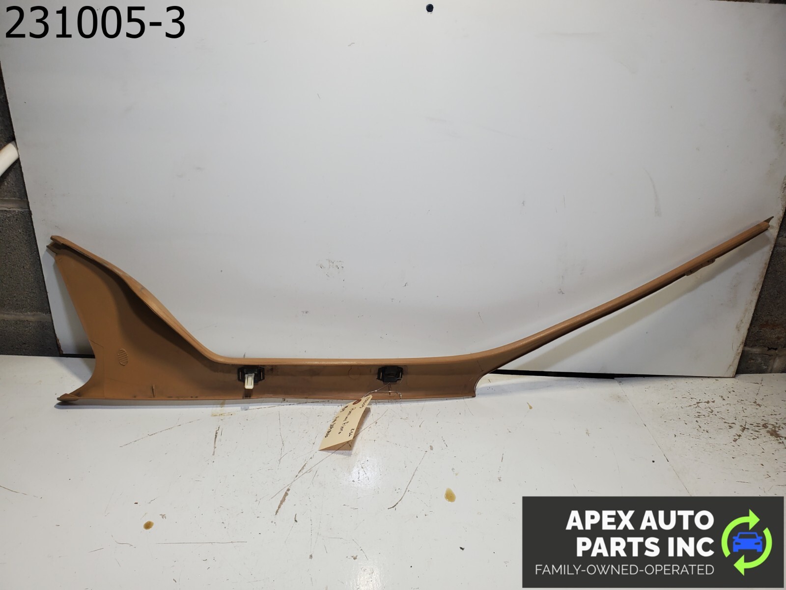 OEM Pontiac Fiero 1985 upper driver door trim - Image 6