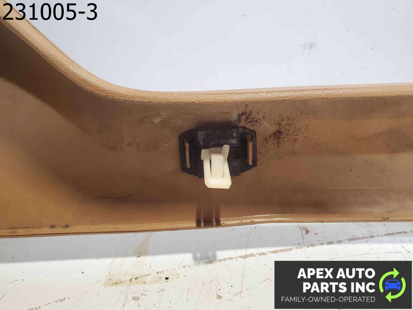 OEM Pontiac Fiero 1985 upper driver door trim - Image 8