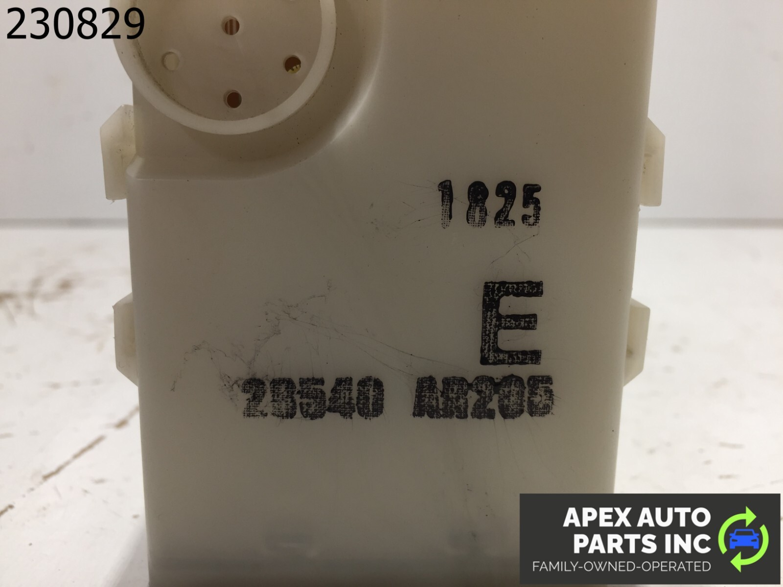 02 INFINITI Q45 - SHIFT LOCK CONTROL MODULE 28540AR205 - Image 9