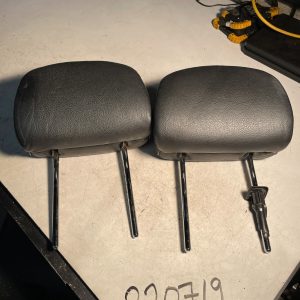 2001-06 BMW E46 330xi 325i FRONT LEFT/RIGHT SEAT HEADREST HEAD REST SET PAIR OEM