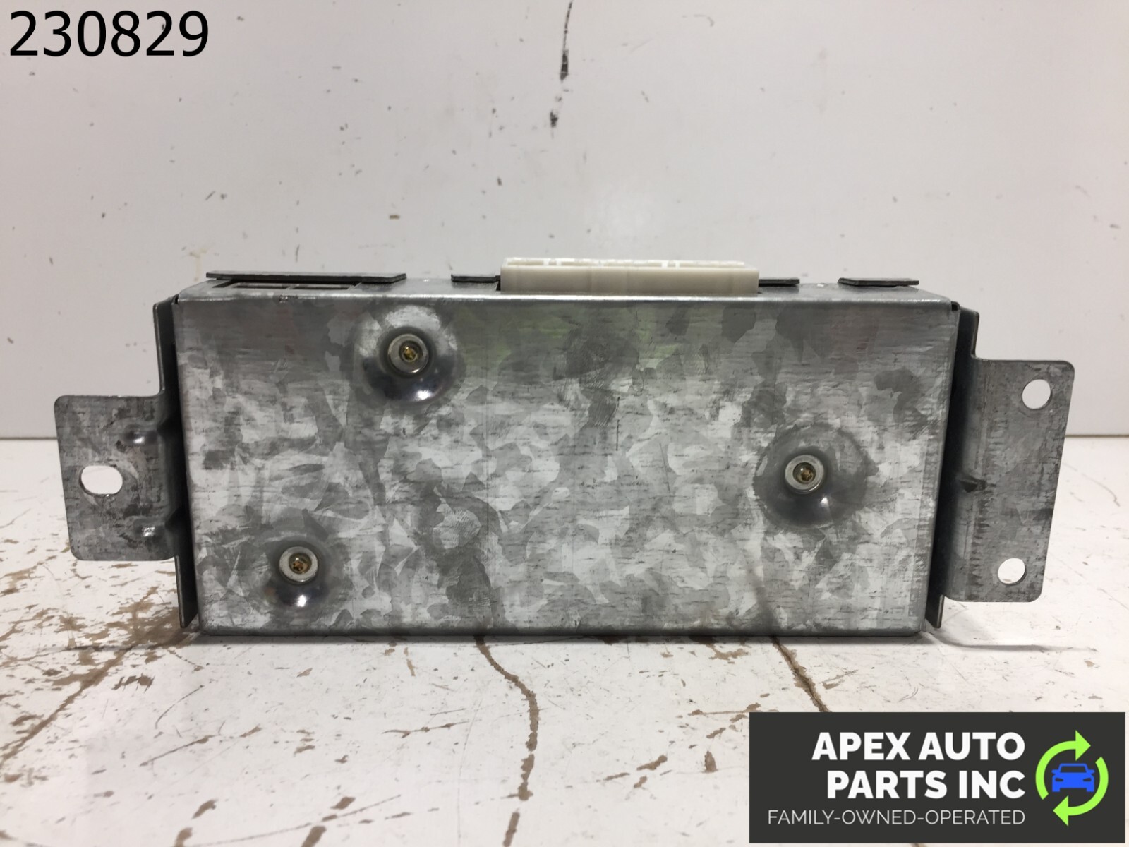 2002 - 2004 INFINITI Q45 TELEPHONE RECOGNITION CONTROL MODULE OEM 28337-AR215 - Image 5