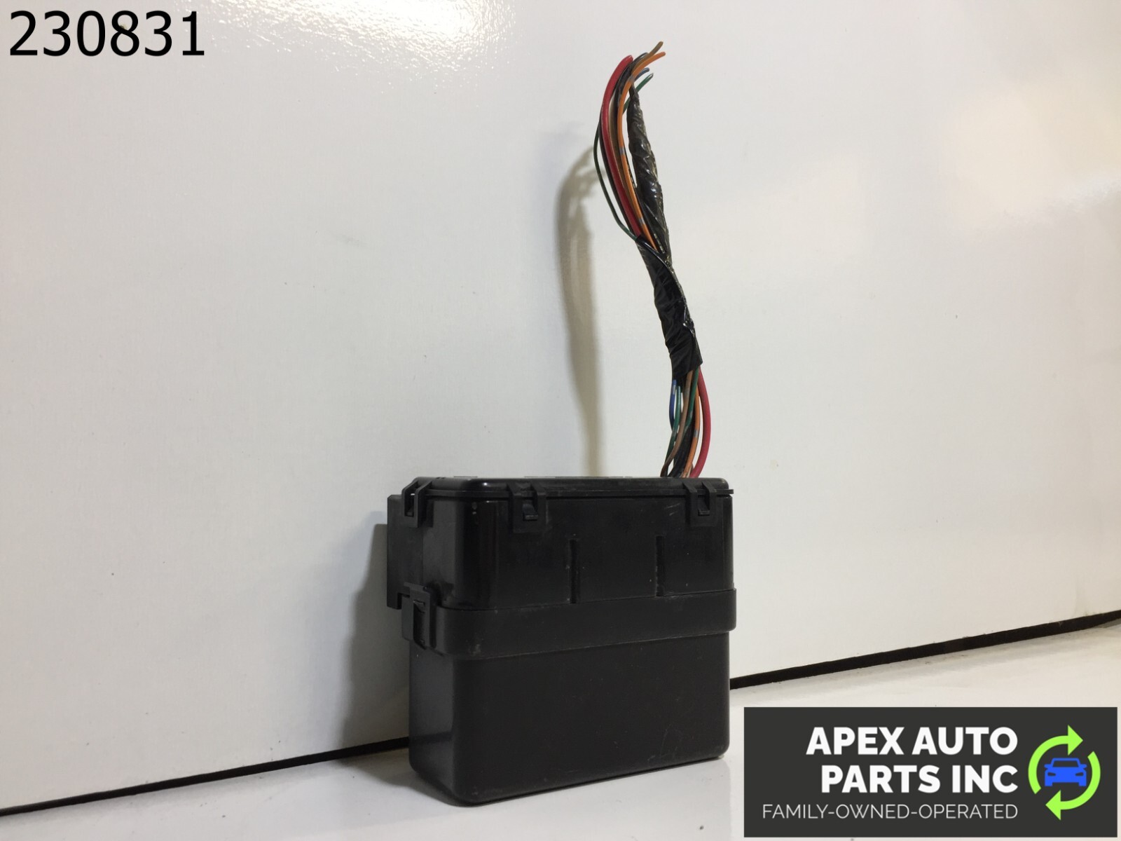 2004 - 06 INFINITI FX45 DEFOGGER ACC BRAKE DTRL RELAY FUSE BOX OEM USED - Image 3