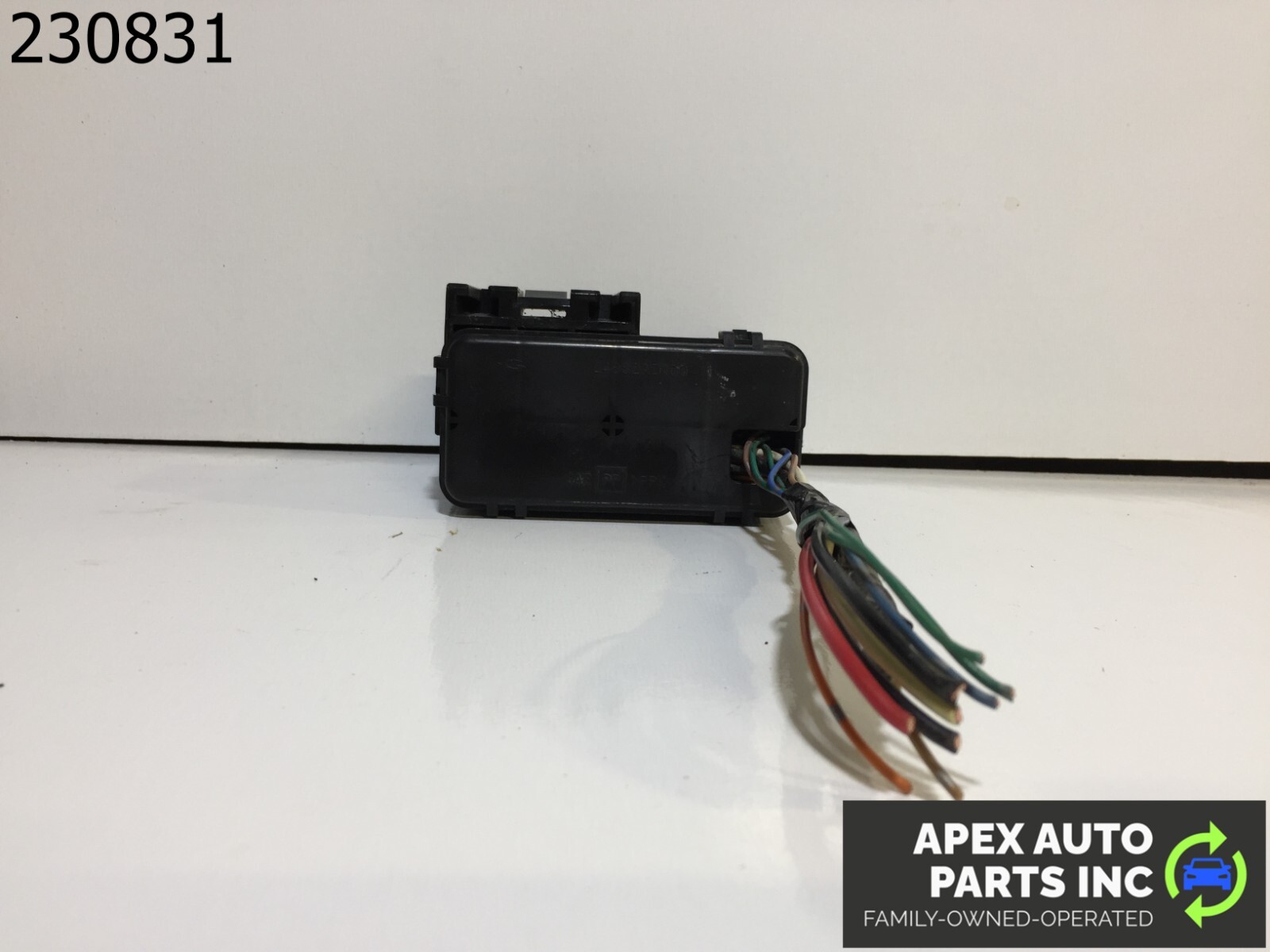 2004 - 06 INFINITI FX45 DEFOGGER ACC BRAKE DTRL RELAY FUSE BOX OEM USED - Image 5