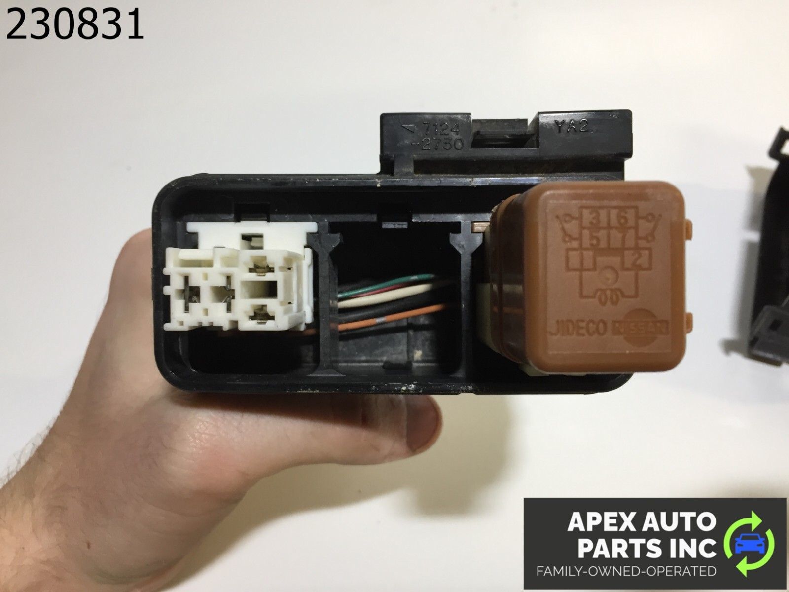 2004 - 06 INFINITI FX45 DEFOGGER ACC BRAKE DTRL RELAY FUSE BOX OEM USED - Image 8