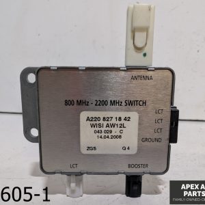 2007-2009 Mercedes W211 E350 Antenna Booster Amplifier AMP Module A2208271842