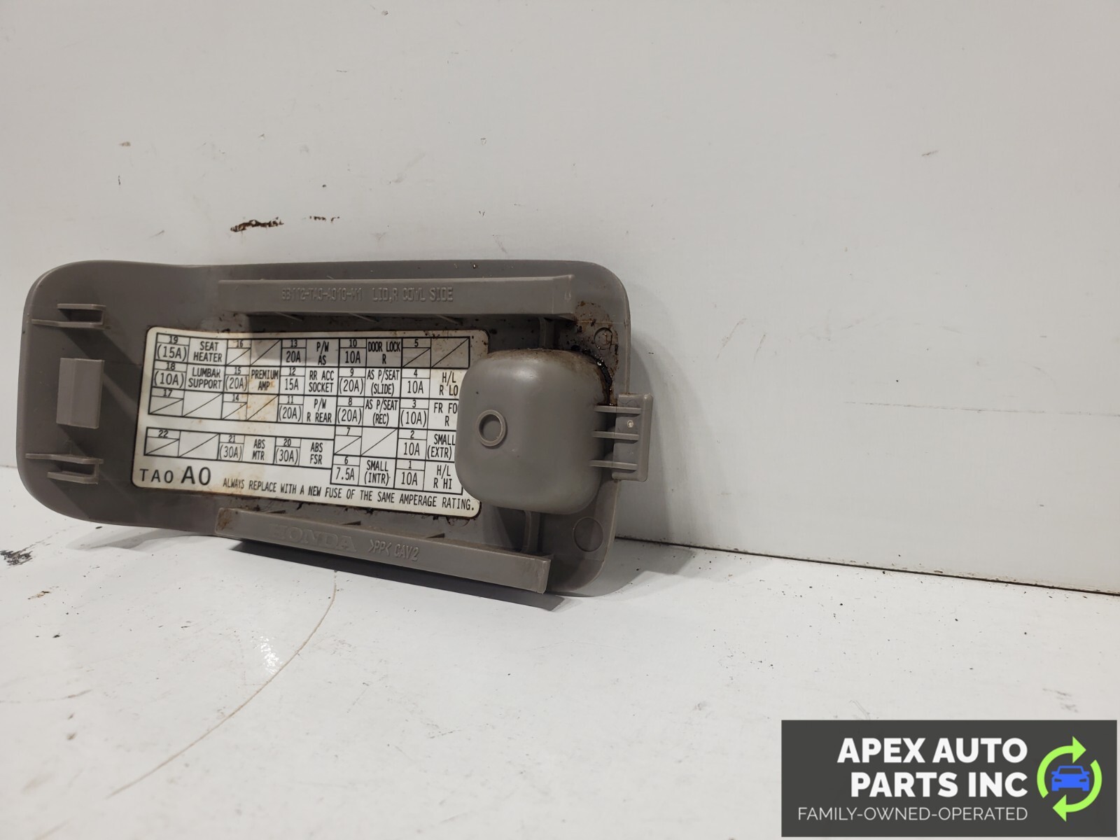 2008-2012 Honda Accord Lower Kick Panel Interior Fuse Box Cover Trim Lid Bezel - Image 7