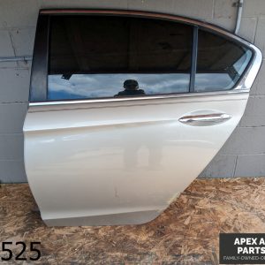 *NO SHIPPING* 2013-2018 Cadillac ATS 2.0L REAR LEFT DOOR ASSEMBLY