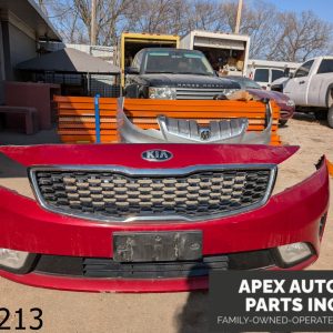 *NO SHIPPING* OEM 2017 Kia Forte 2.0L Front Bumper W/ Fog light Grille