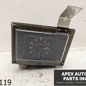 OEM 1978 Chevrolet Caprice 4.1L Dashboard Dash Analog Clock