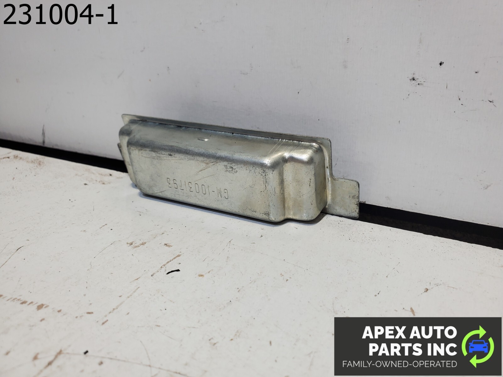 OEM 1984 Pontiac Fiero CENTER CONSOLE ASH TRAY ASHTRAY - Image 6