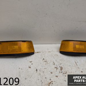 OEM 1988 Nissan Pulsar NX 1.8L Front Left Right Side Corner Marker Light Set 2pc