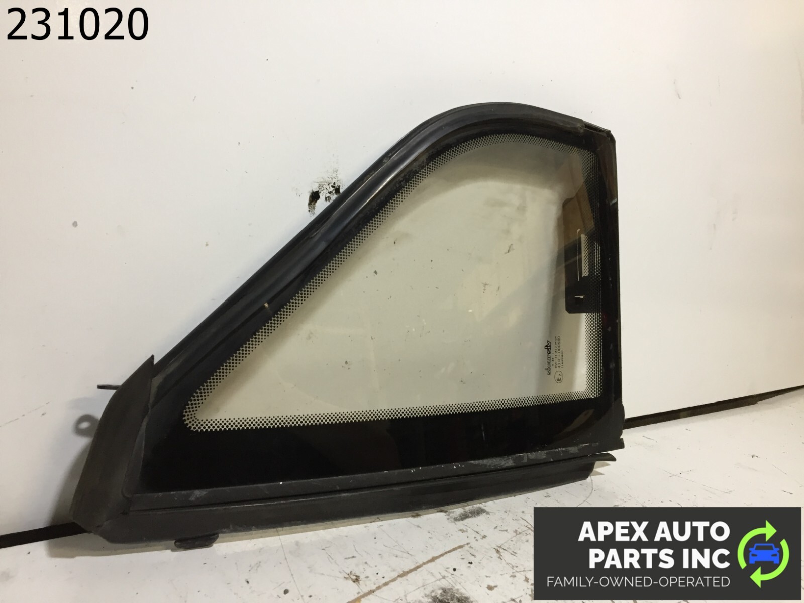 OEM 1990 Cadillac Allante Driver Left Quarter Glass Soft Top - Image 3