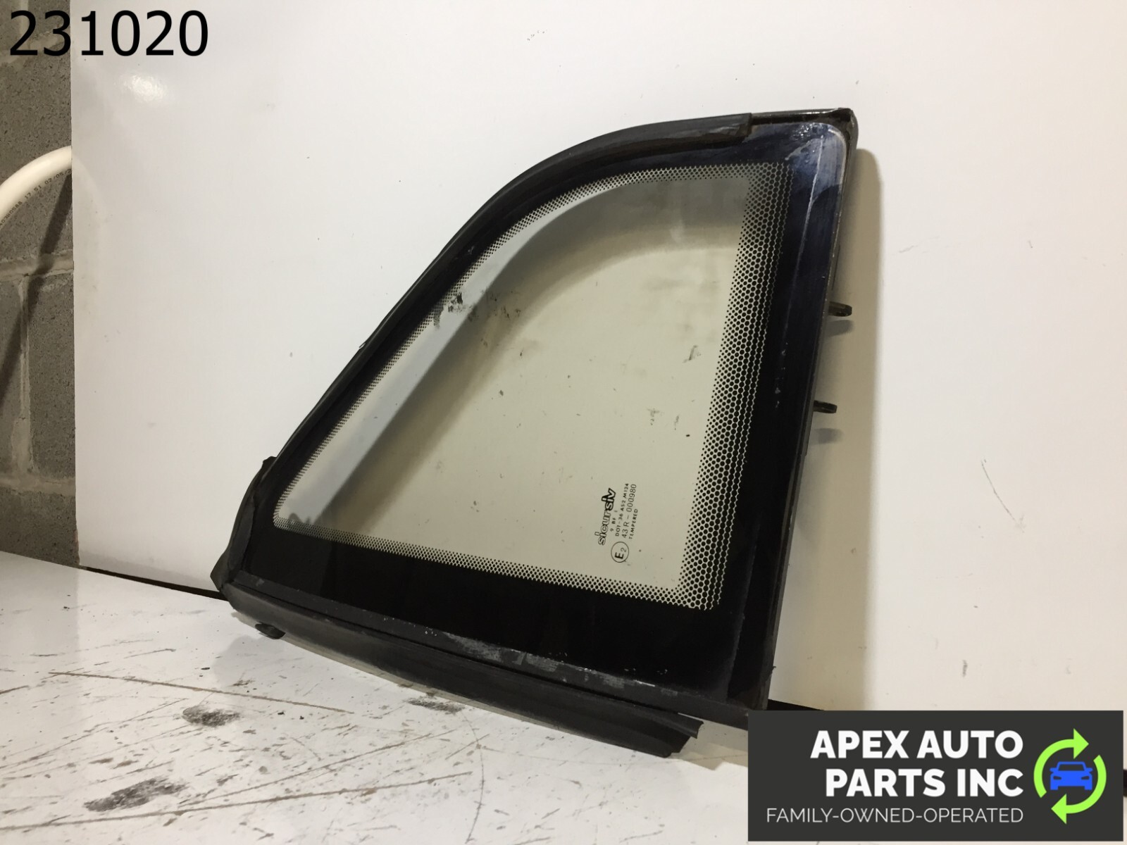 OEM 1990 Cadillac Allante Driver Left Quarter Glass Soft Top - Image 4