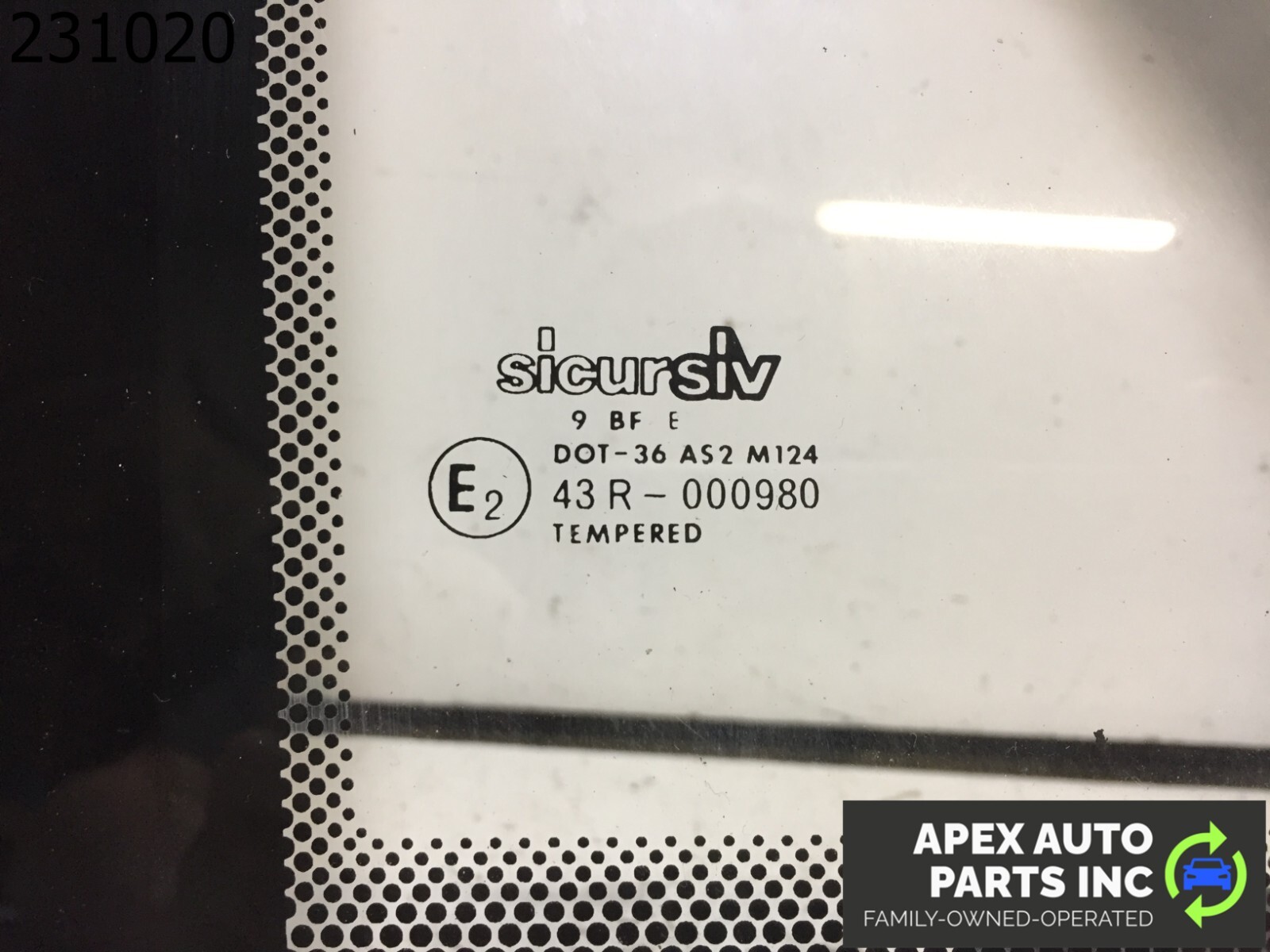 OEM 1990 Cadillac Allante Driver Left Quarter Glass Soft Top - Image 9