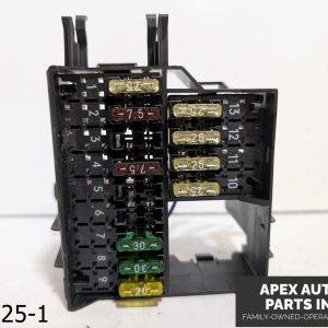 OEM 1994-1997 Mercedes C280 2.8L Fuse Relay Box Connector Plug Module Assy