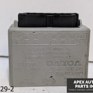 OEM 1998-2000 Volvo S70 2.4L Lamp Control Sensor Relay