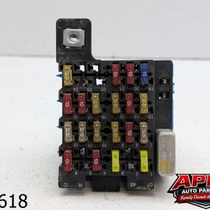OEM 1998 Chevrolet GMT400 7.4L ENGINE CABIN FUSE BOX
