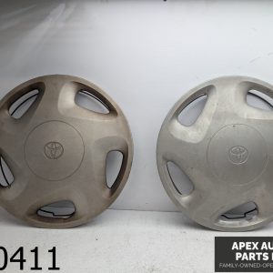 OEM 1998 Toyota Tacoma 2.4L PICKUP HUBCAP WHEEL COVER HUB CAP SILVER 2 PC SET