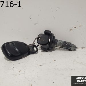 OEM 2000 Chevrolet Suburban 5.3L IGNITION SWITCH LOCK CYLINDER 2 KEYS