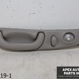 OEM 2000 Lincoln Continental 4.6L LH DRIVER REAR GRAB HANDLE COURTESY LIGHT GREY