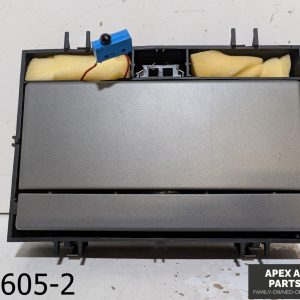 OEM 2002-2005 BMW 745I 4.4L Rear Overhead Top Dome Map Light Lamp