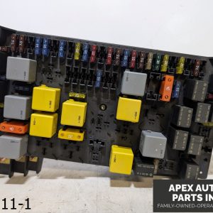OEM 2002-2005 Mercedes ML500 5.0L Main Fuse Box Relay Module Plate 1635450205